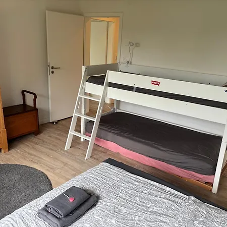 Modernes Grosses Haus 125qm Bei Hamburg - Familien, Gruppen & Business, Wifi 100mbit Glasfaser, Kamin, Garten 760 Qm, Zwei Baeder クイックボルン