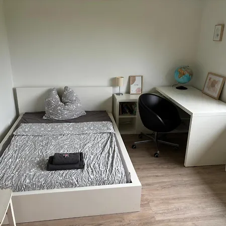 Casa de Férias Modernes Grosses Haus 125qm Bei Hamburg - Familien, Gruppen & Business, Wifi 100mbit Glasfaser, Kamin, Garten 760 Qm, Zwei Baeder *