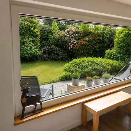 Casa de Férias Modernes Grosses Haus 125qm Bei Hamburg - Familien, Gruppen & Business, Wifi 100mbit Glasfaser, Kamin, Garten 760 Qm, Zwei Baeder